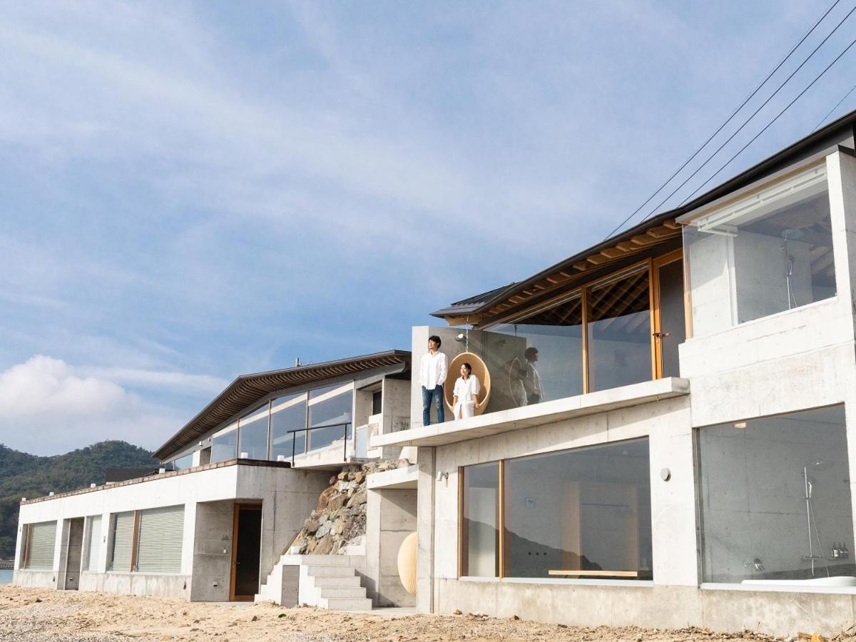 Denpaku The Beachfront Mijora Amami Esterno foto